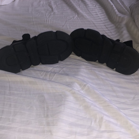 Balenciaga Kids Speed Sneaker - Picture 3 of 9